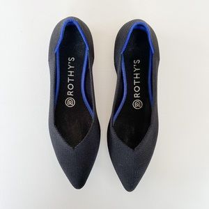 Rothy’s The Point ~ Black Solid ~ Fits like a 7